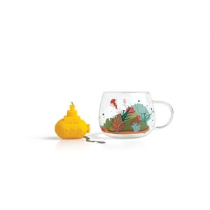 Under the Tea Infuser and Cup