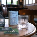 Ensemble de bas et verre pour Gin